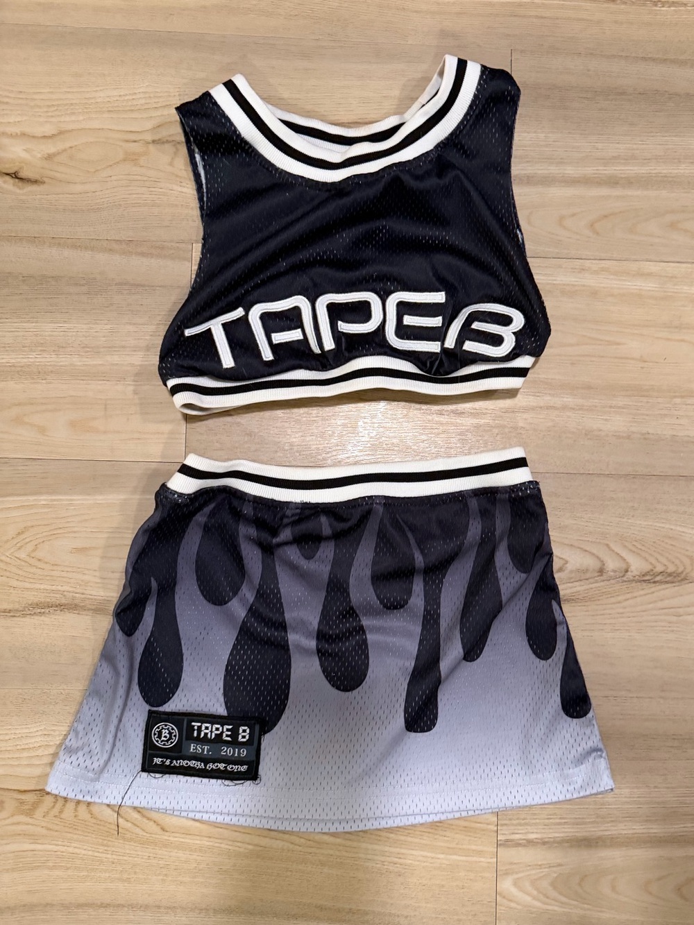 Black & Gray Kids Athletic Skirt